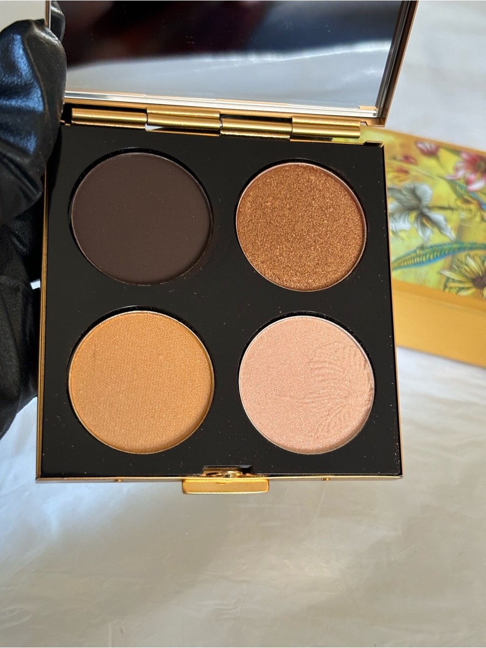 ✨ MAC Cosmetics Collectable Guo Pei Eyeshadow✨Morning Light ✨